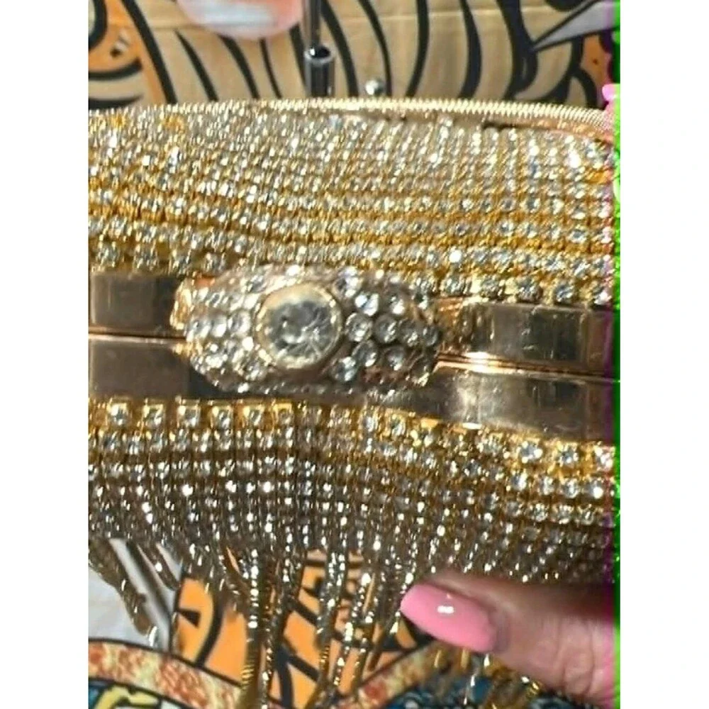 Gold Rhinestone Fringe Evening Bag – Heart‑Shaped Clutch